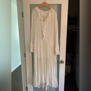 Free People White Maxi dress